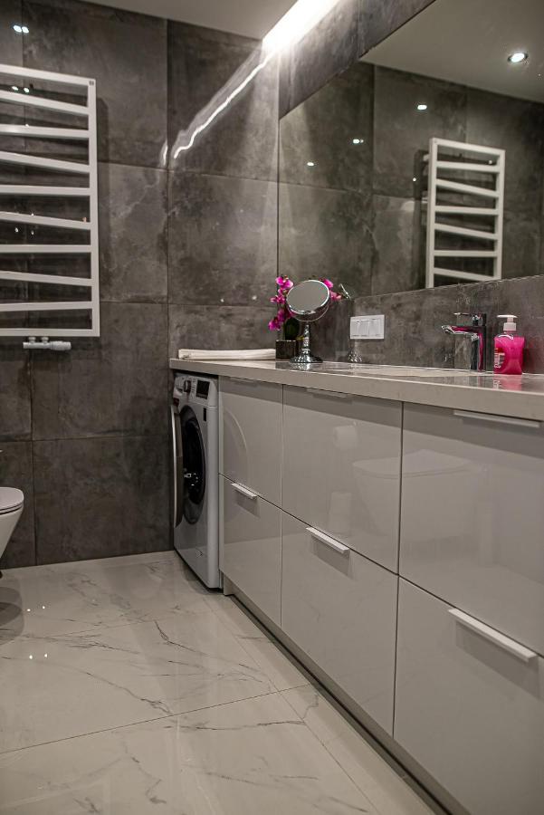 Luksusowy Apartament Na Starym Miescie Lublin Exteriör bild